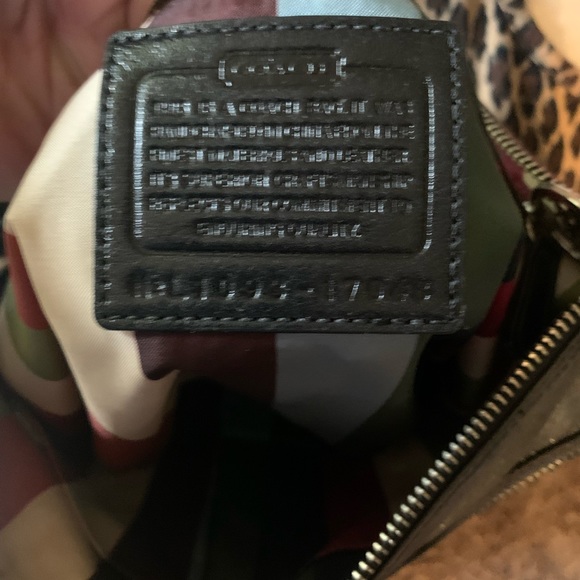 Coach Poppy Crossbody Black - Picture 7 of 9